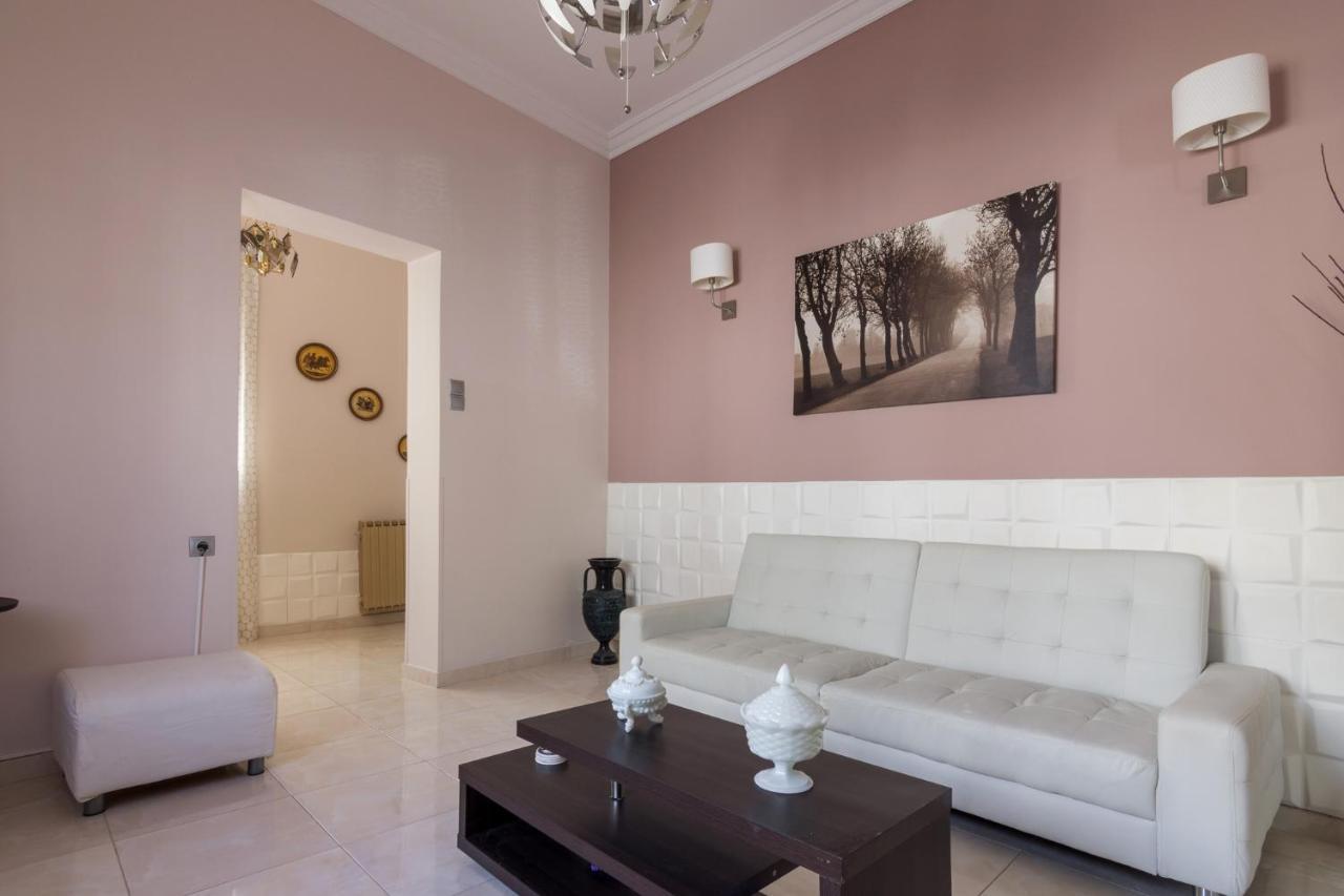 Delightful 2 Bedroom Flat Next To Mikrolimano 피레아스 외부 사진